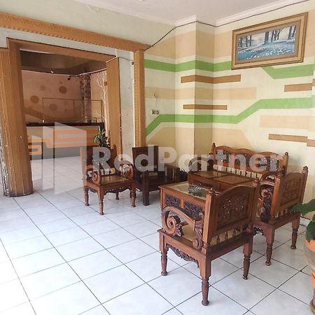 Hotel Palem 2 Syariah Malang Redpartner Zewnętrze zdjęcie