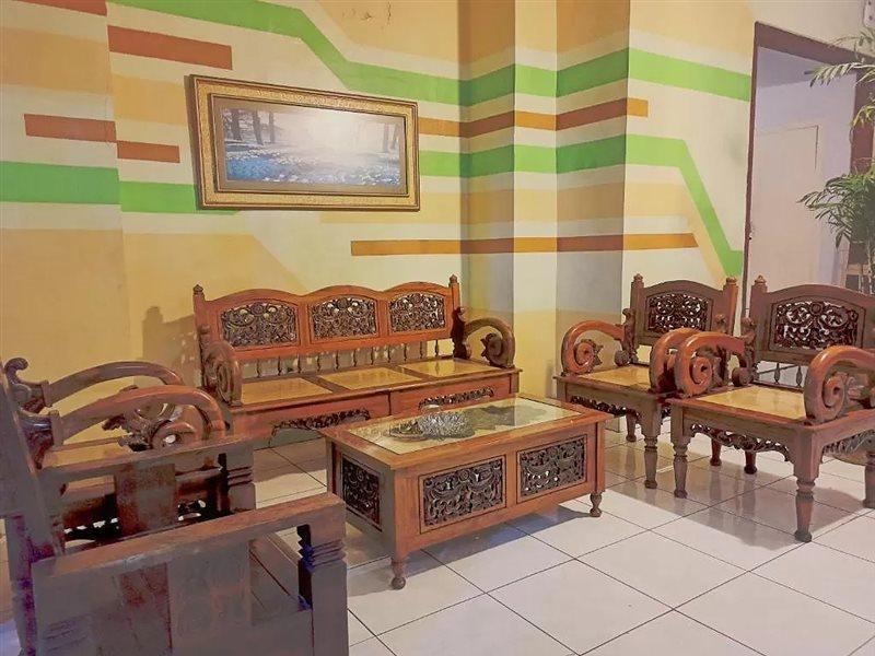 Hotel Palem 2 Syariah Malang Redpartner Zewnętrze zdjęcie